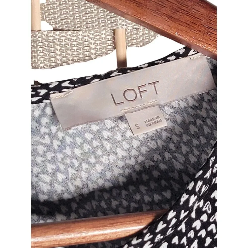 Loft Womens Size‎ Small Black White Heart Print Puff Sleeve Blouse Top